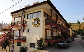 Hotel Petunia Neos Marmaras